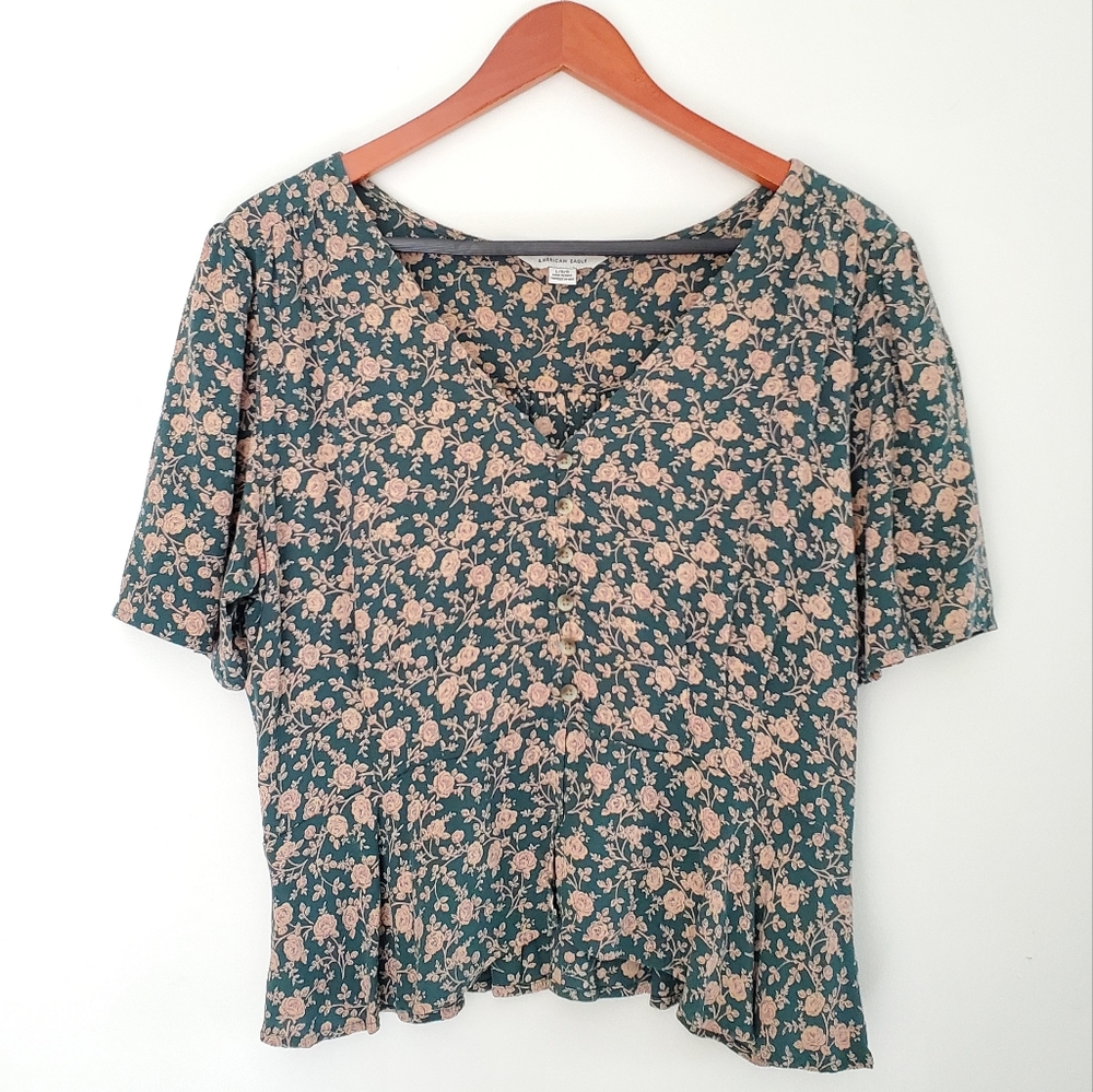 American Eagle Peplum Top
